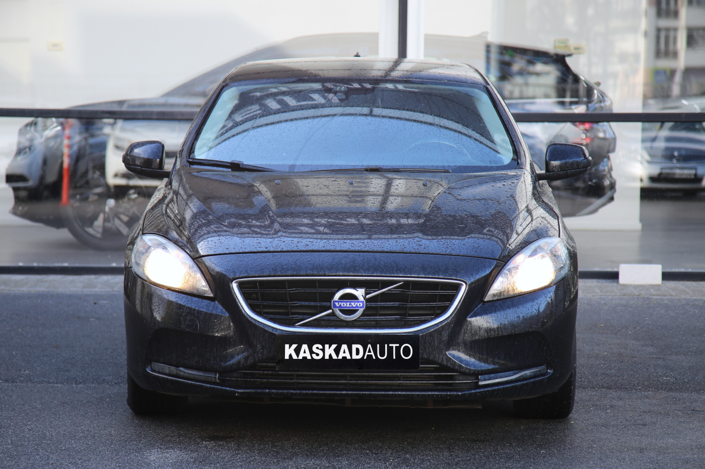 Volvo V40