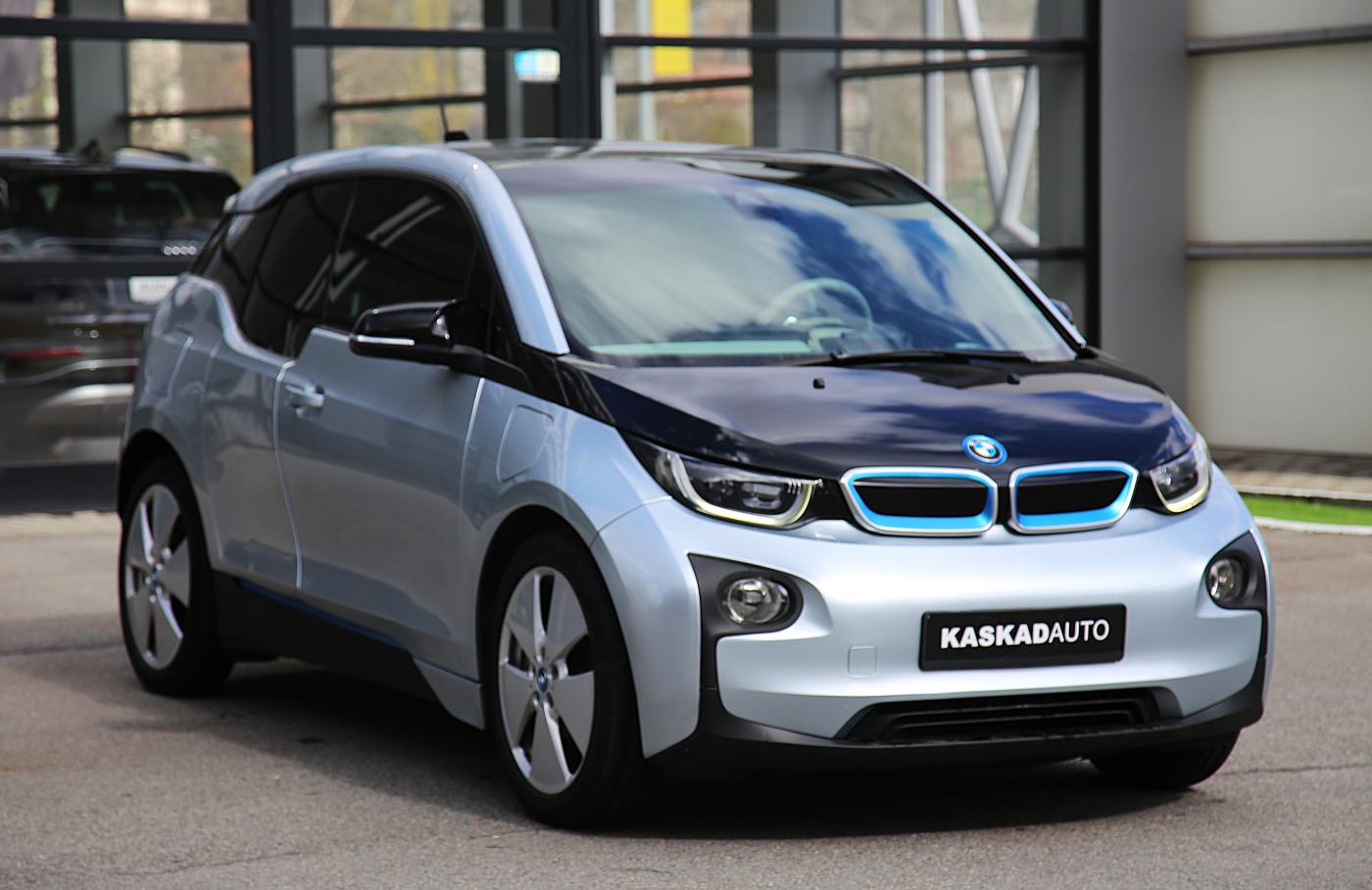 BMW I3