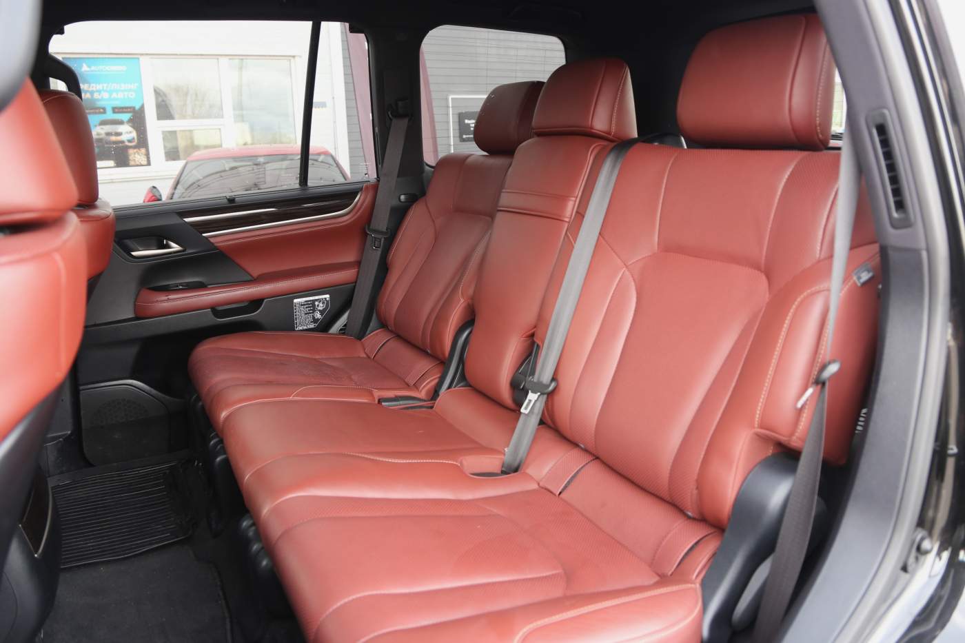 Lexus LX