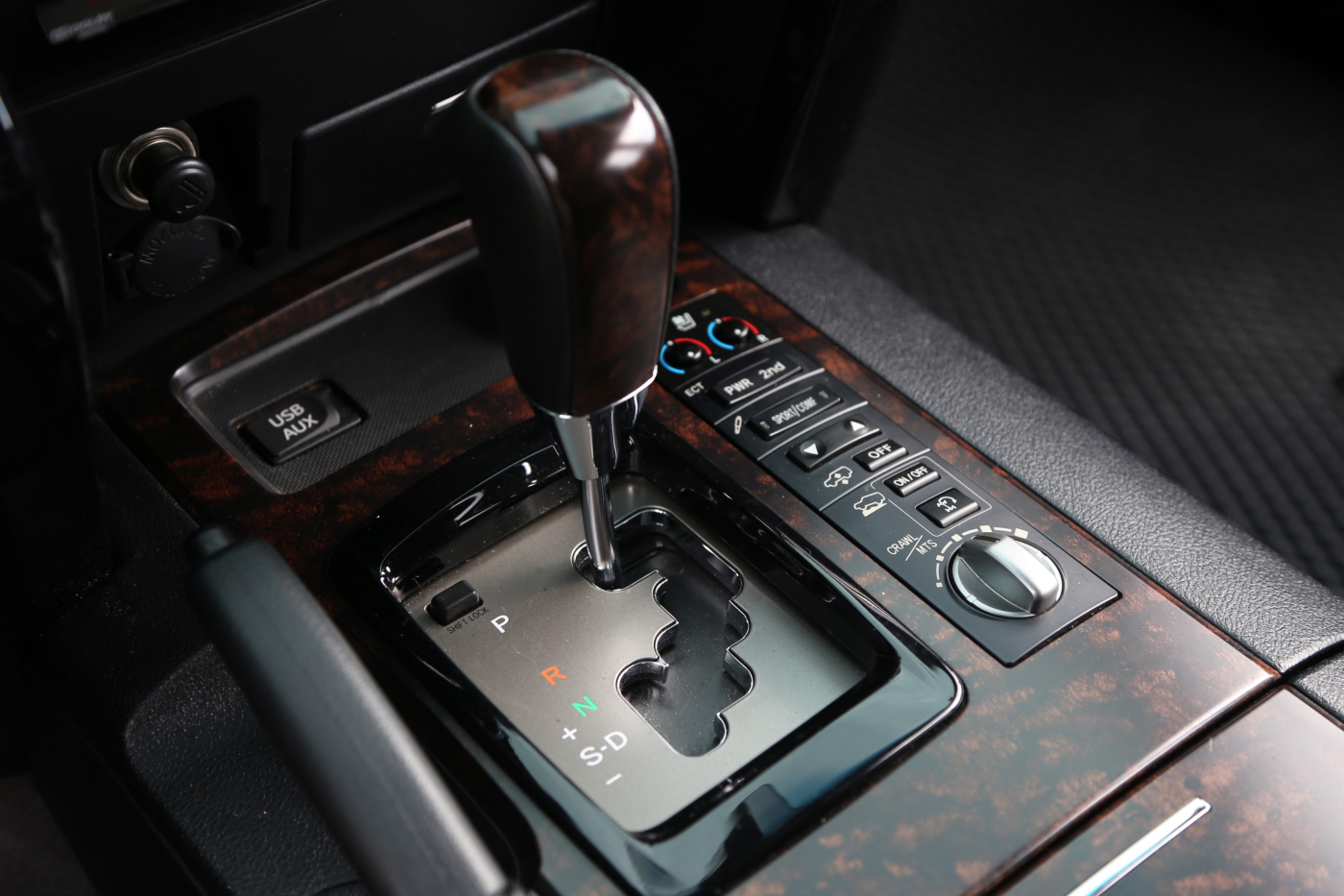 Toyota Land Cruiser (все)