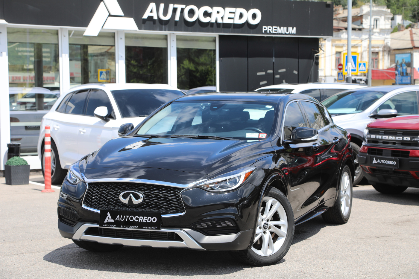 Infiniti QX30