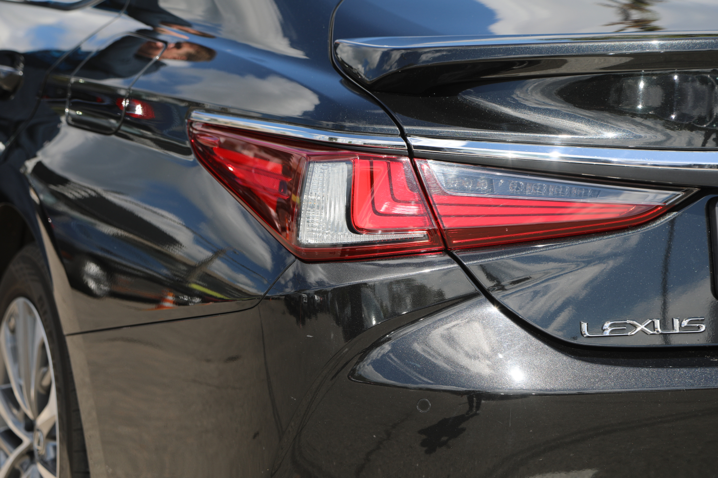 Lexus ES