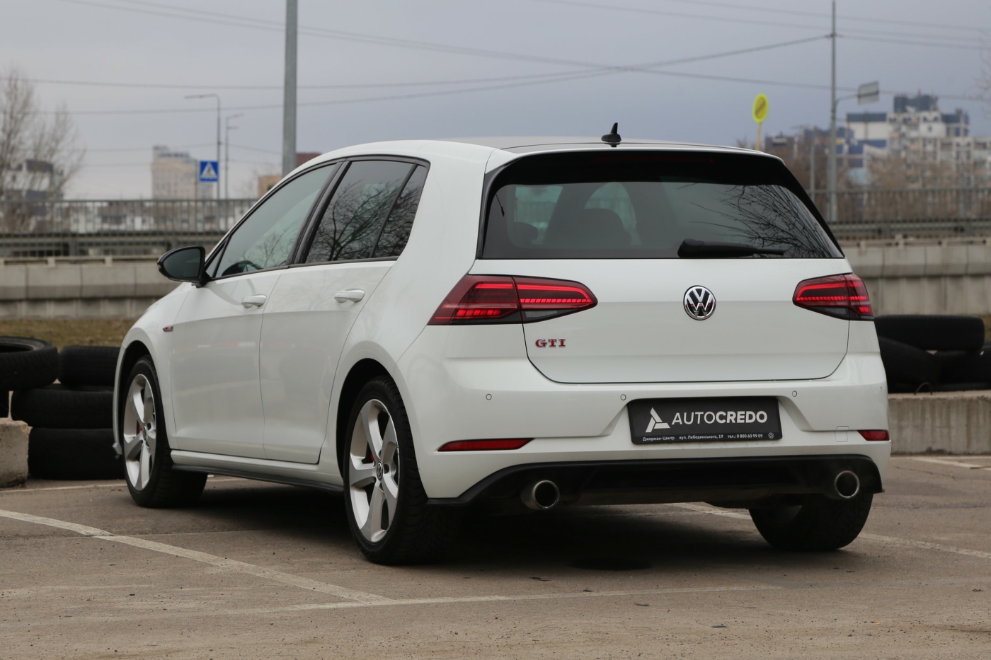 Volkswagen Golf GTI