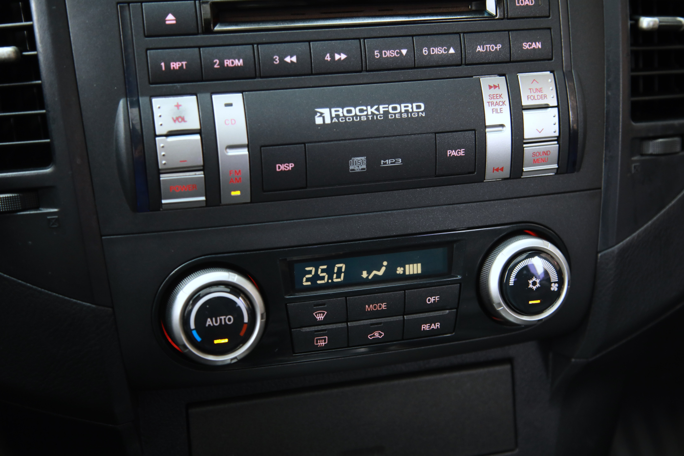 Mitsubishi Pajero Wagon