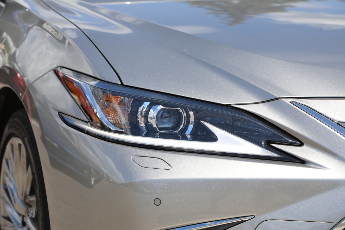 Lexus ES