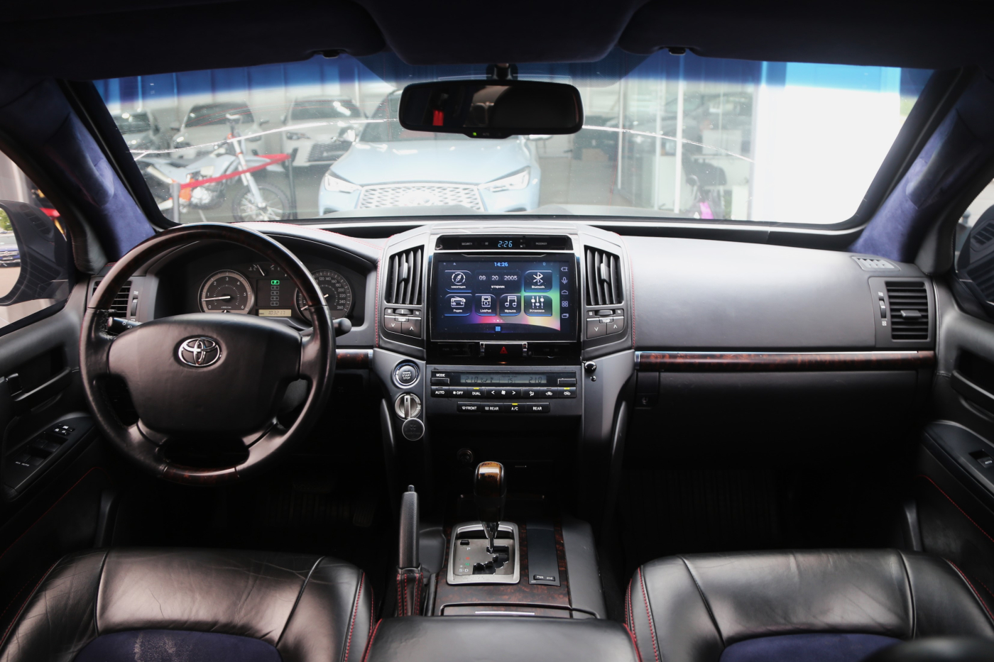 Toyota Land Cruiser (все)