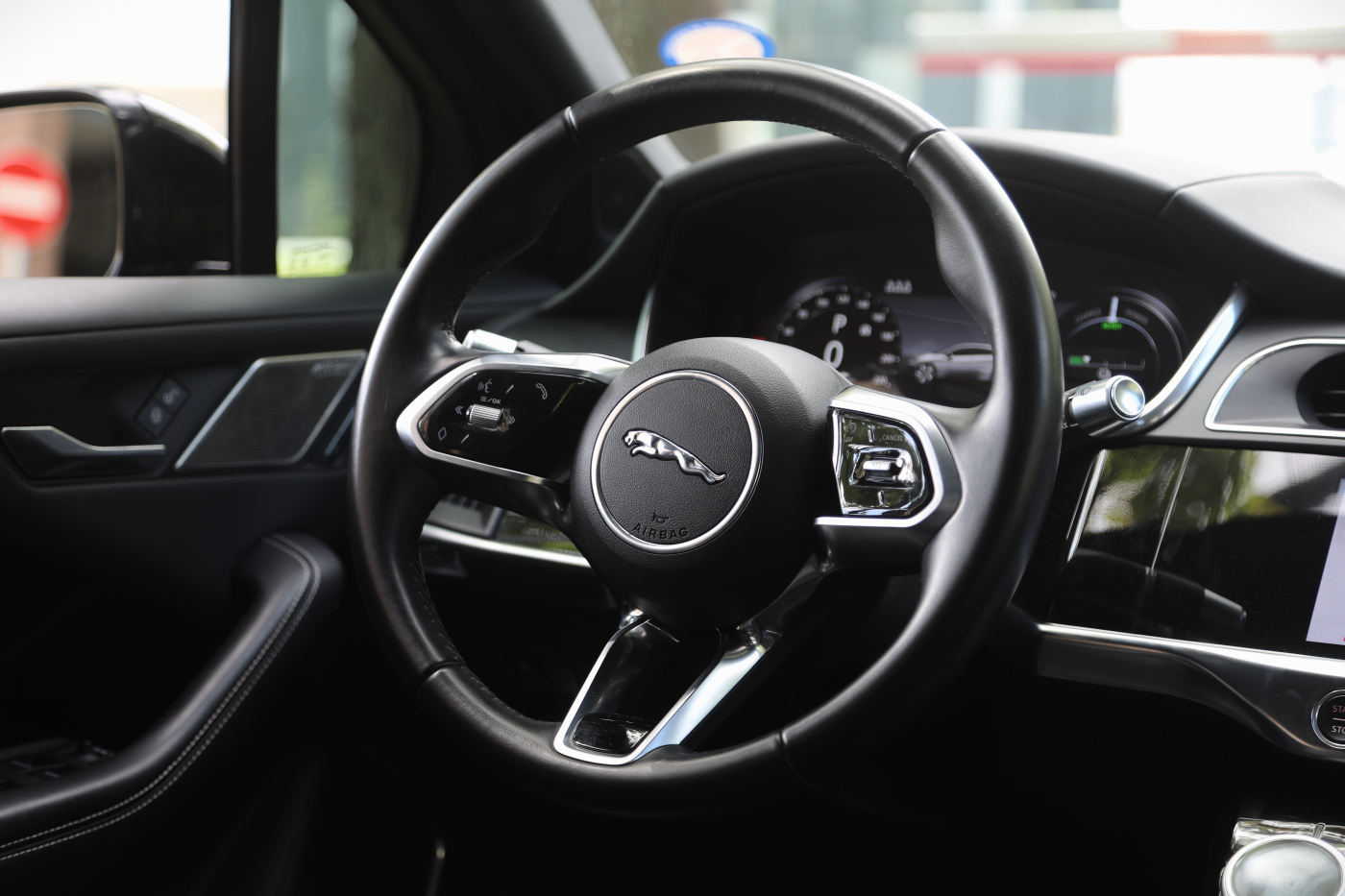 Jaguar I-Pace