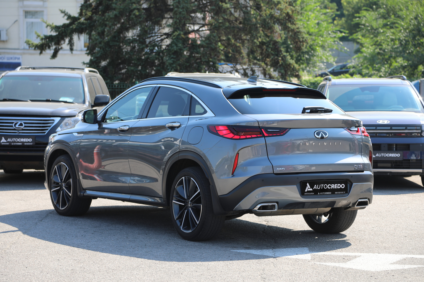 Infiniti QX55