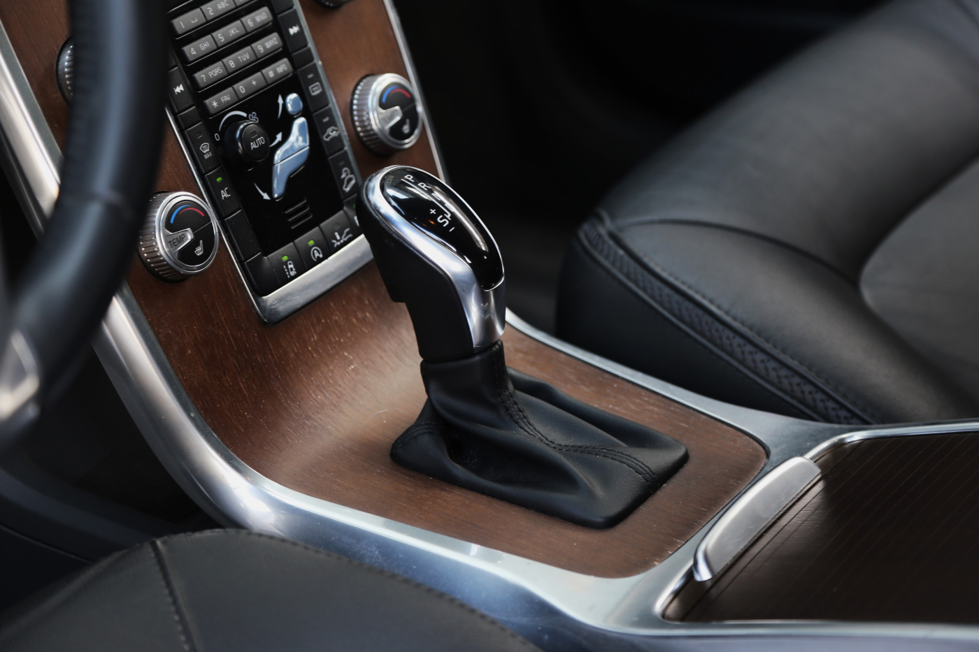 Volvo XC70