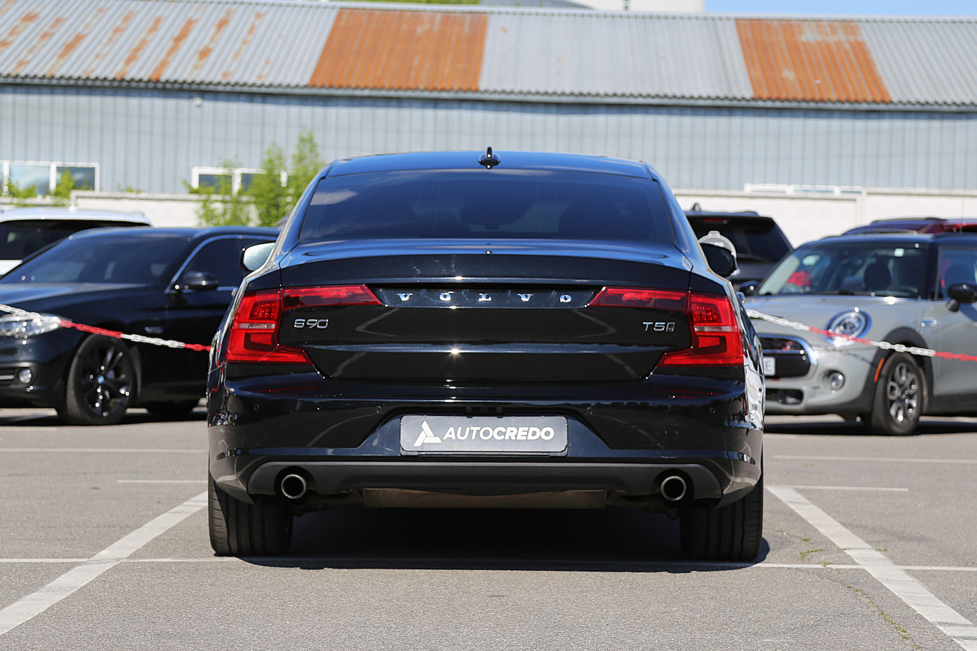 Volvo S90