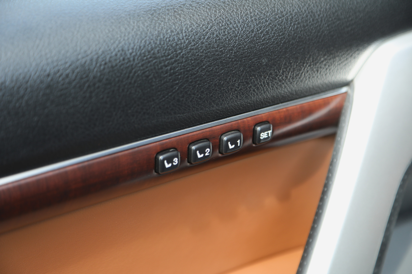 Toyota Land Cruiser (все)