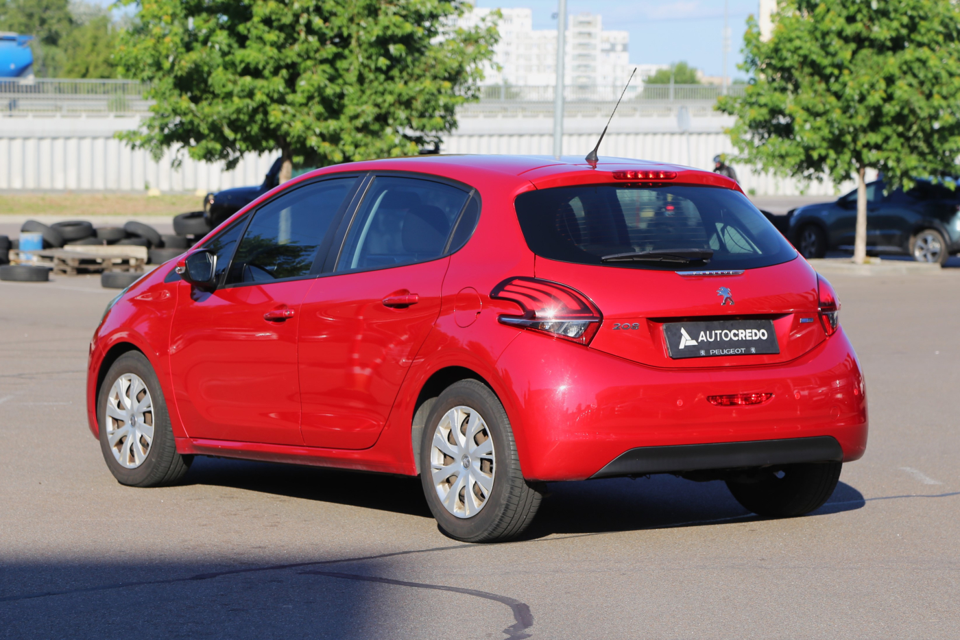 Peugeot 208