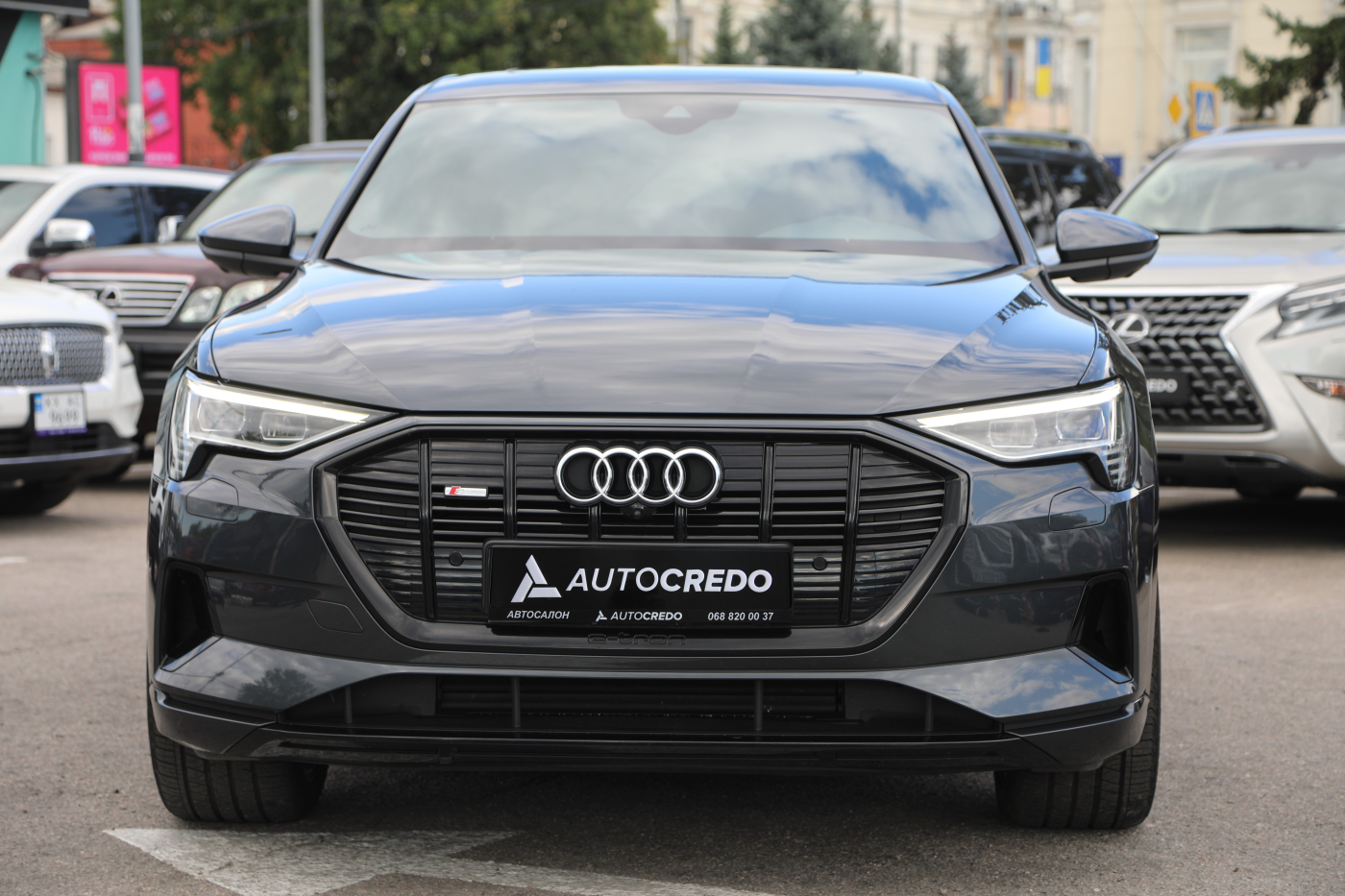 Audi e-tron