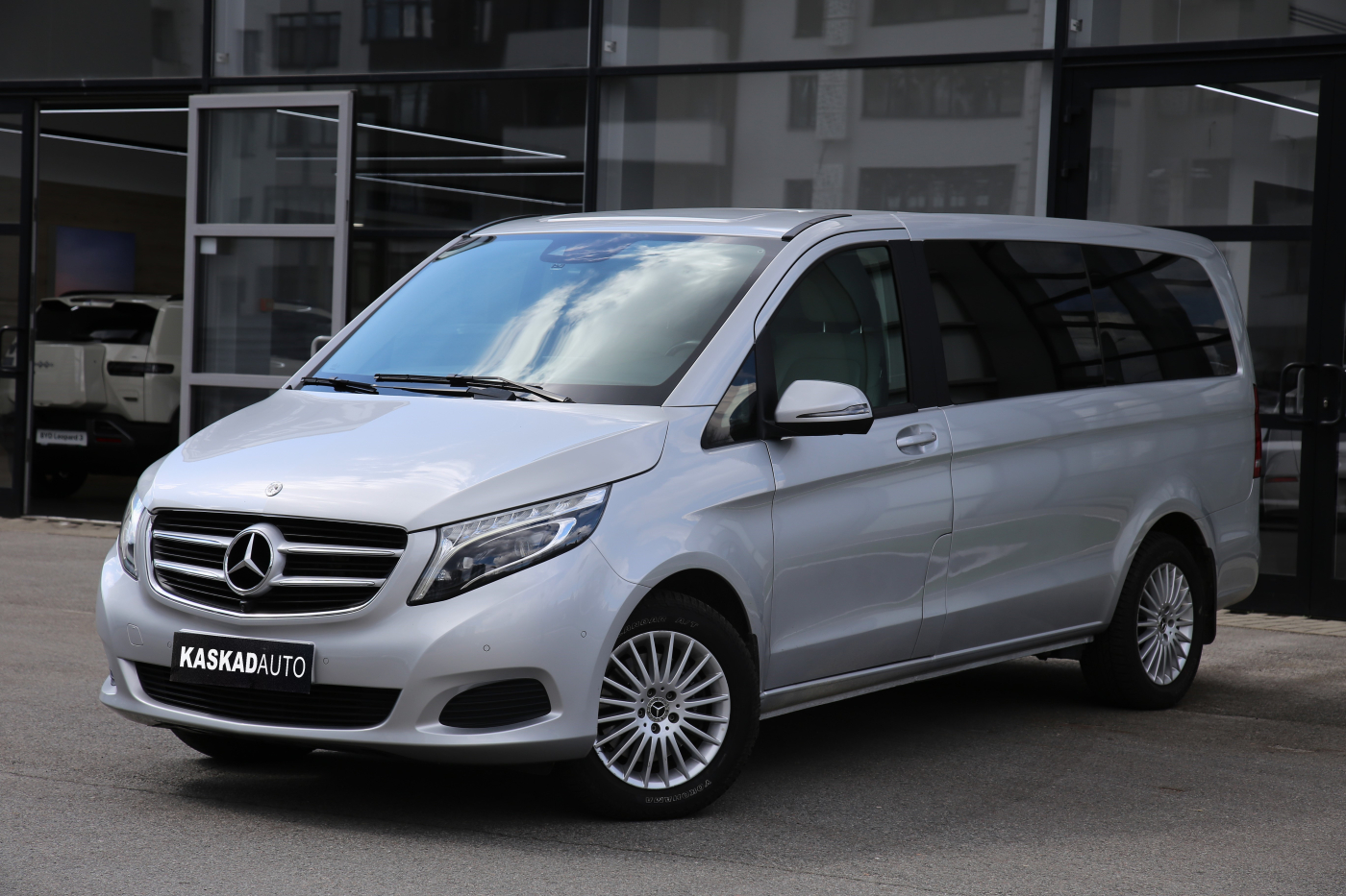 Mercedes-Benz V-Class