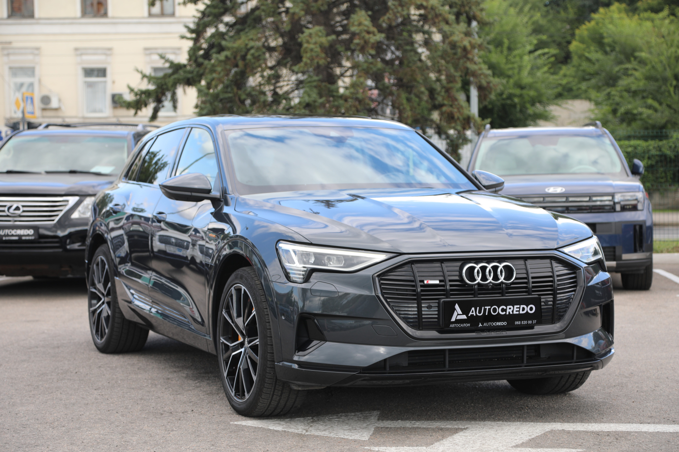 Audi e-tron