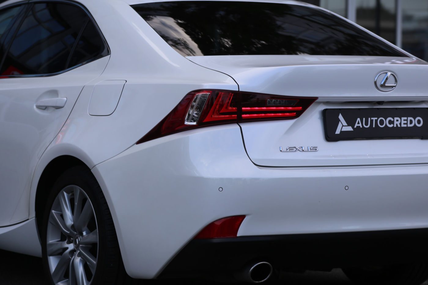 Lexus IS