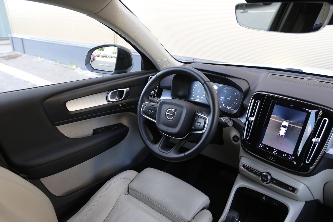 Volvo XC40