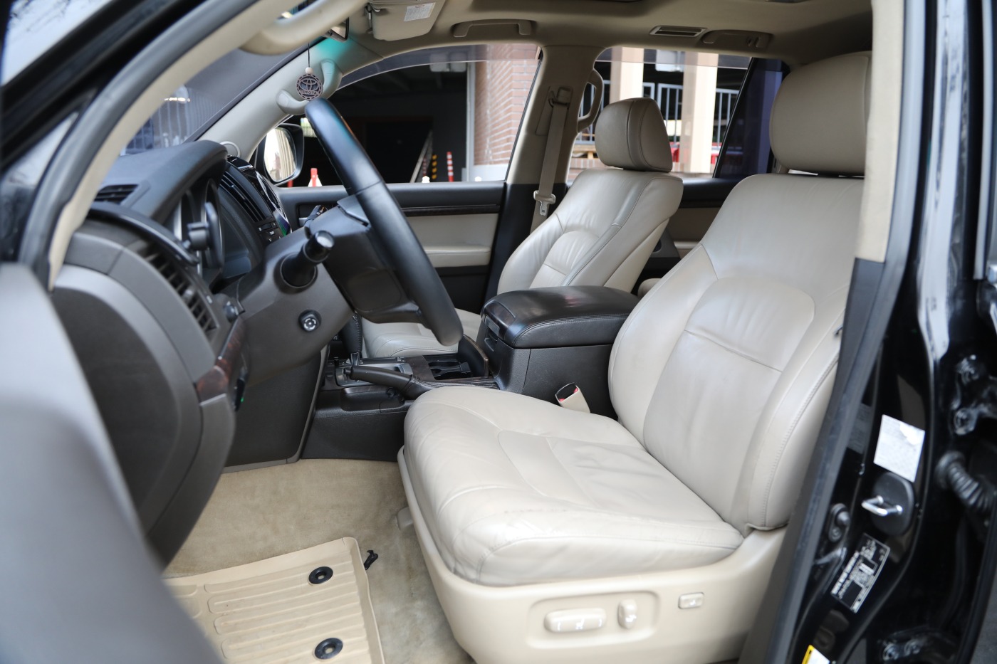 Toyota Land Cruiser (все)