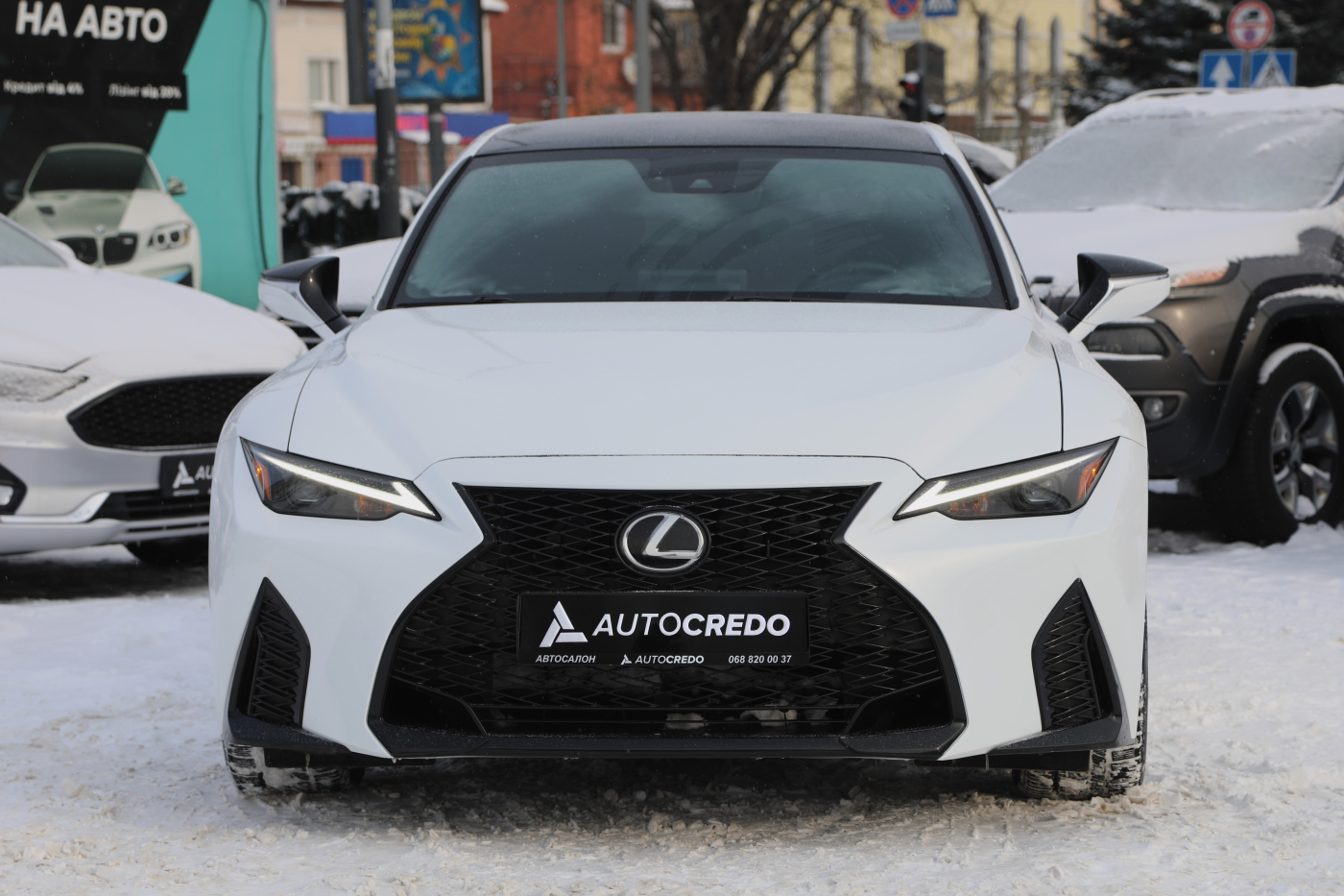 Lexus IS