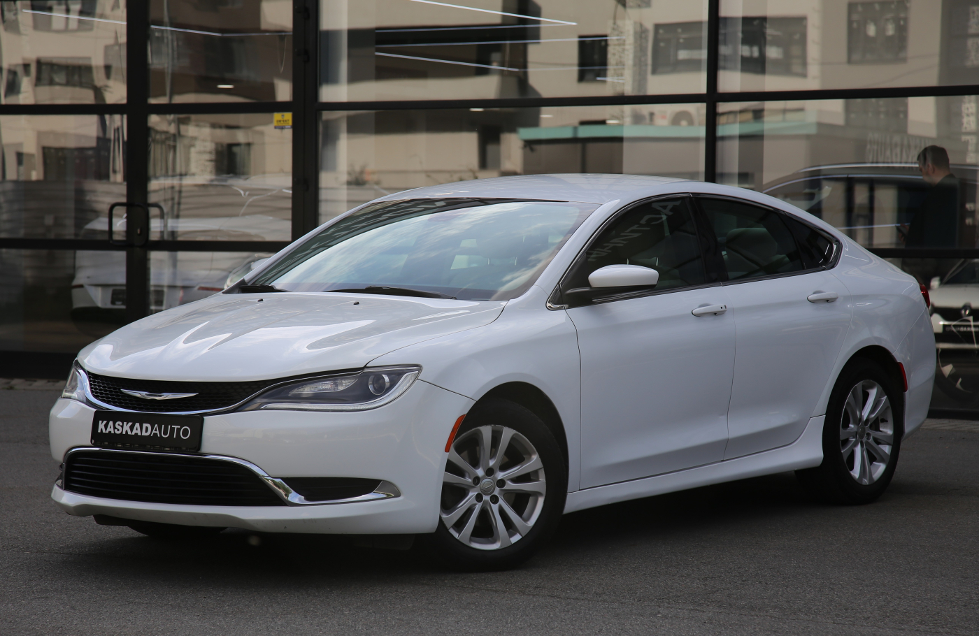 Chrysler 200