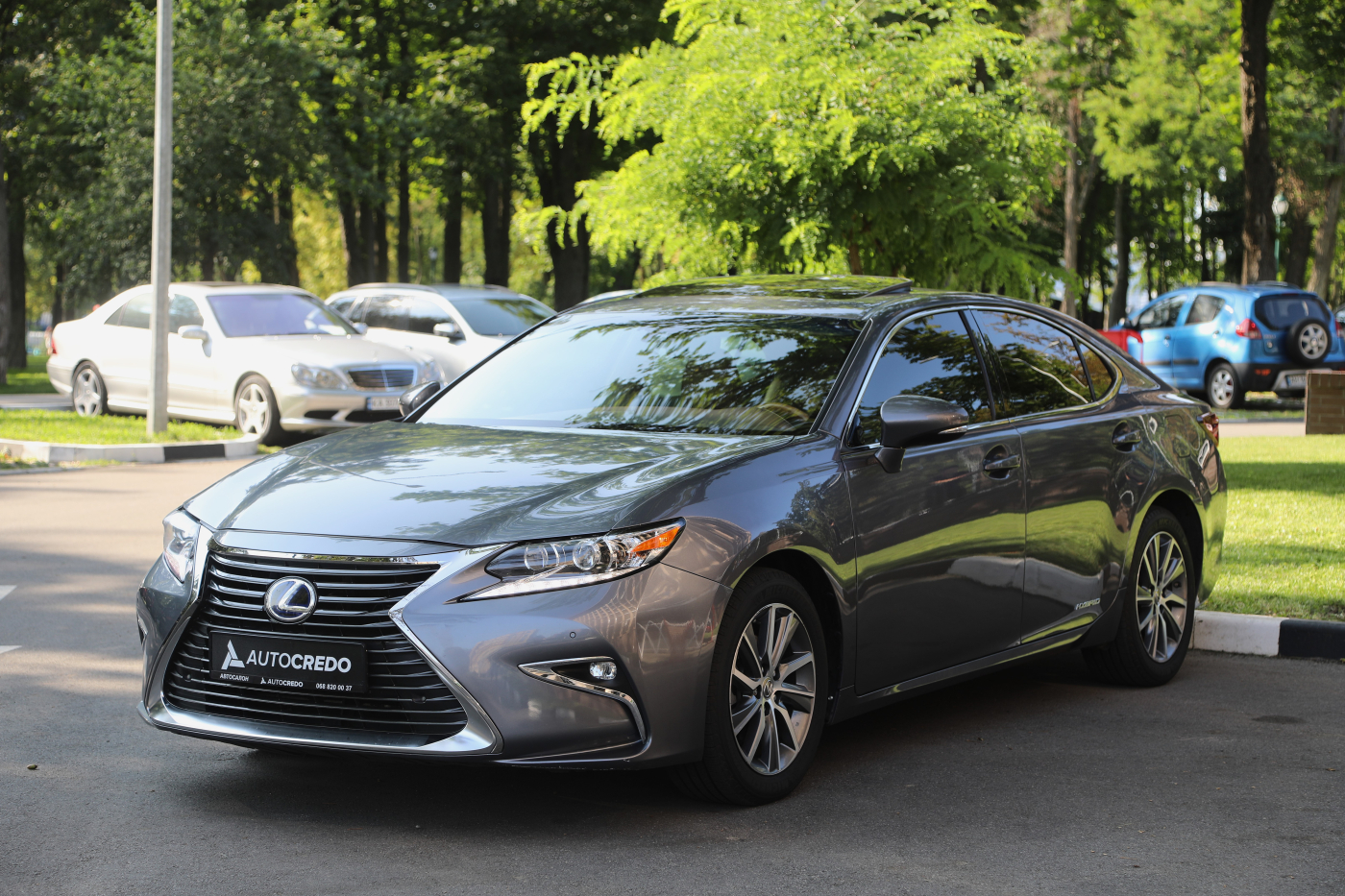 Lexus ES