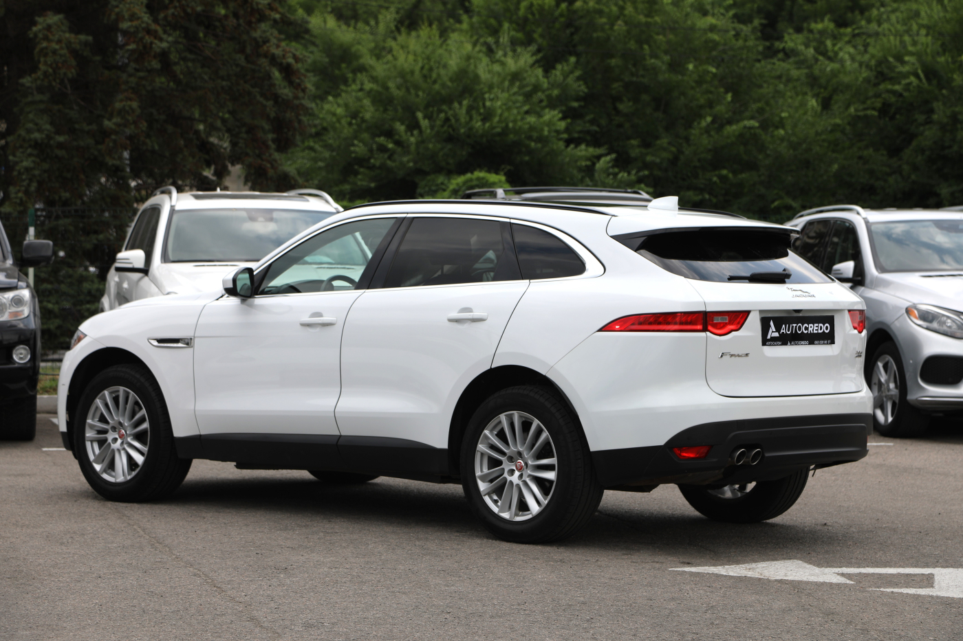 Jaguar F-Pace