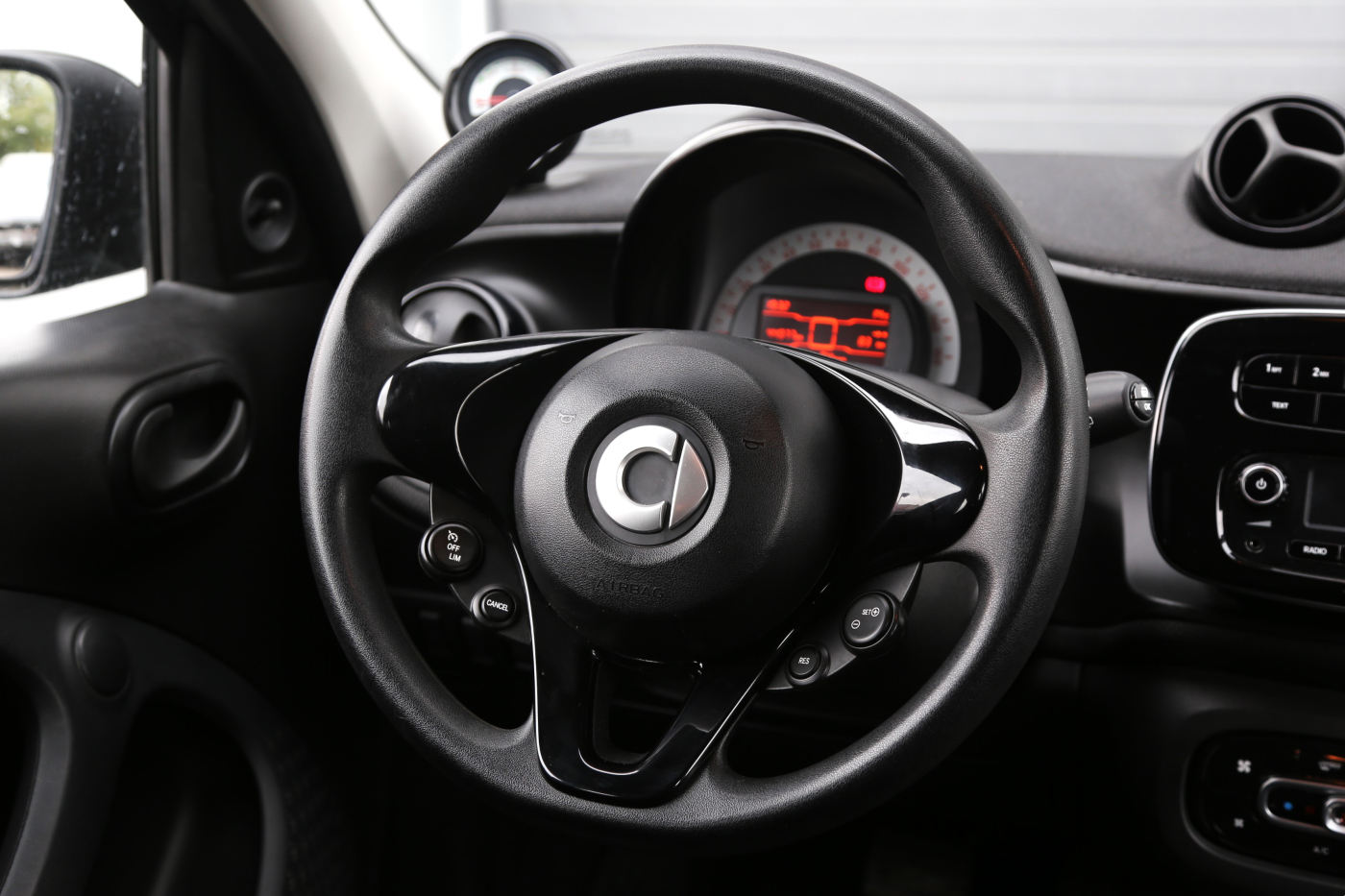 Smart EQ Forfour