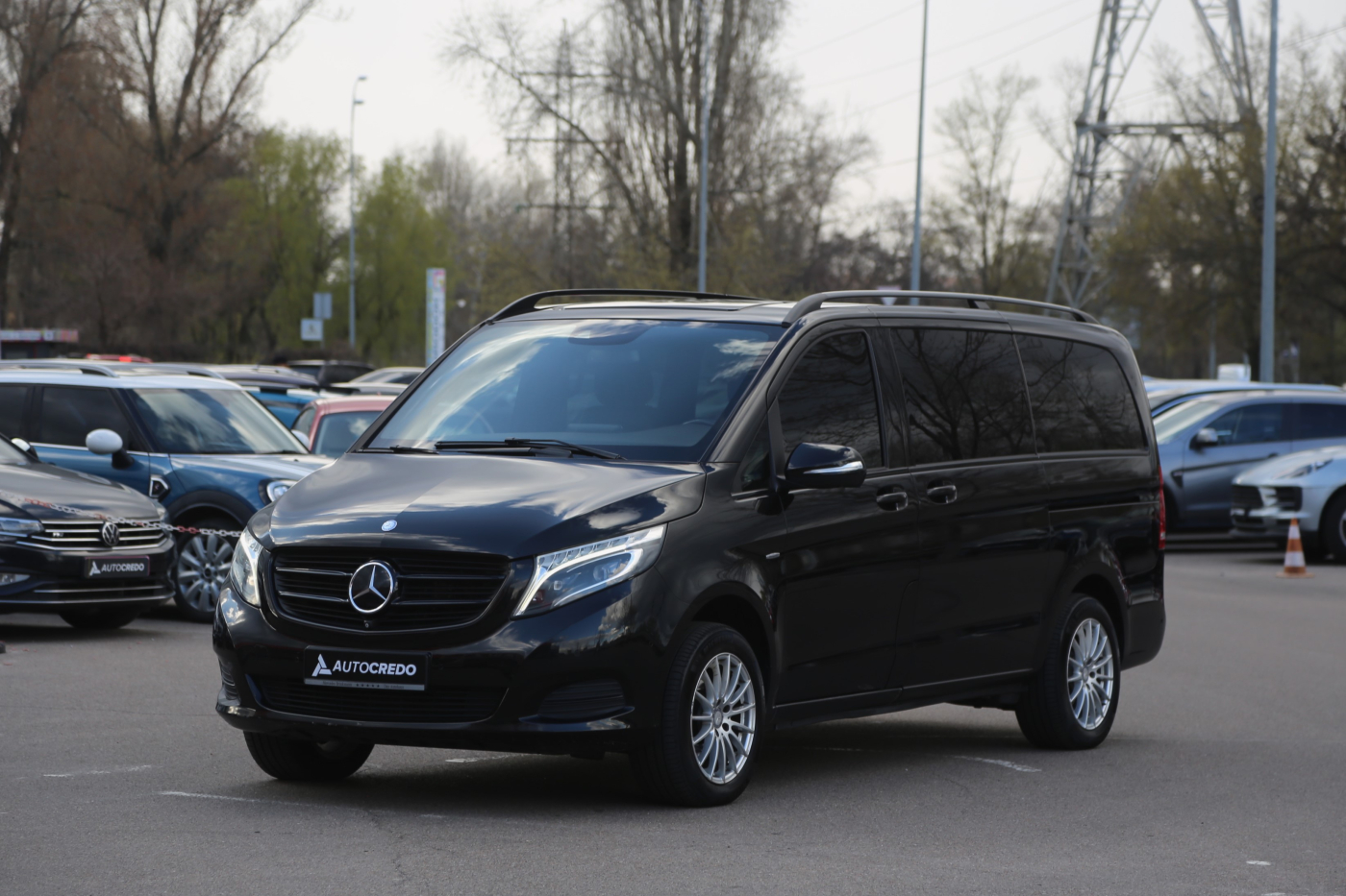 Mercedes-Benz V-Class