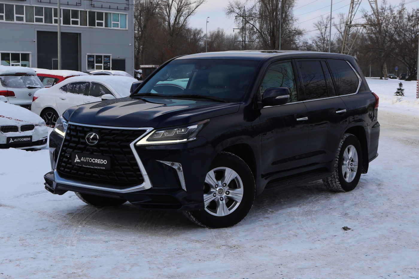 Lexus LX