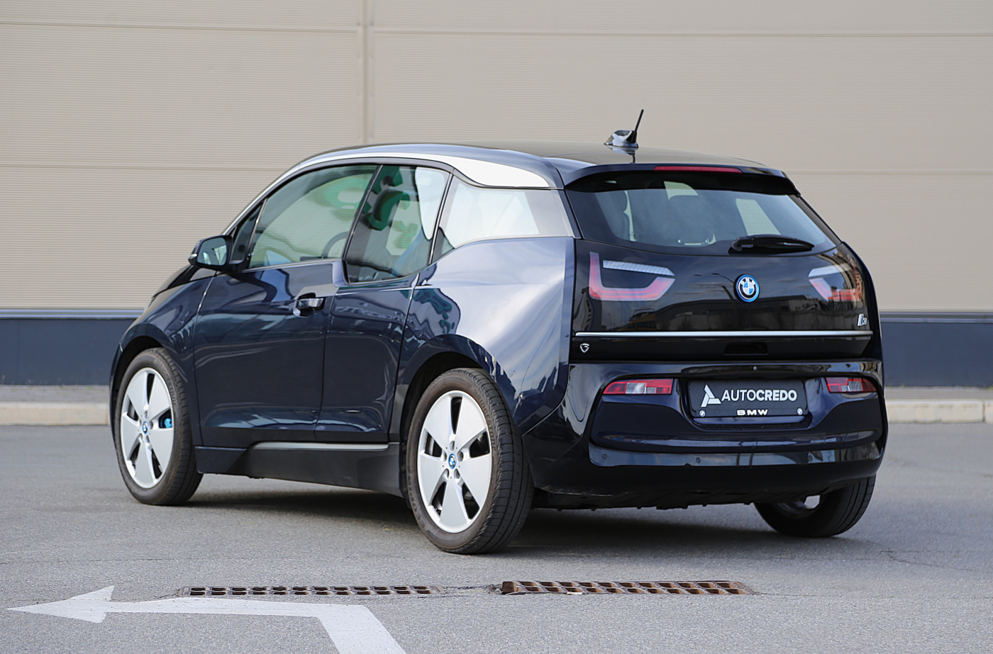 BMW I3