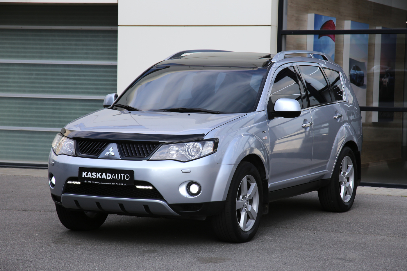 Mitsubishi Outlander XL