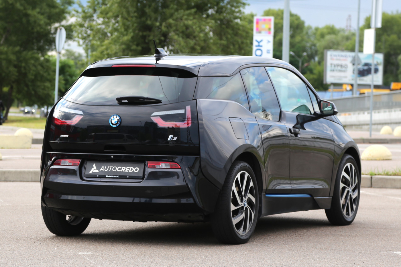 BMW I3