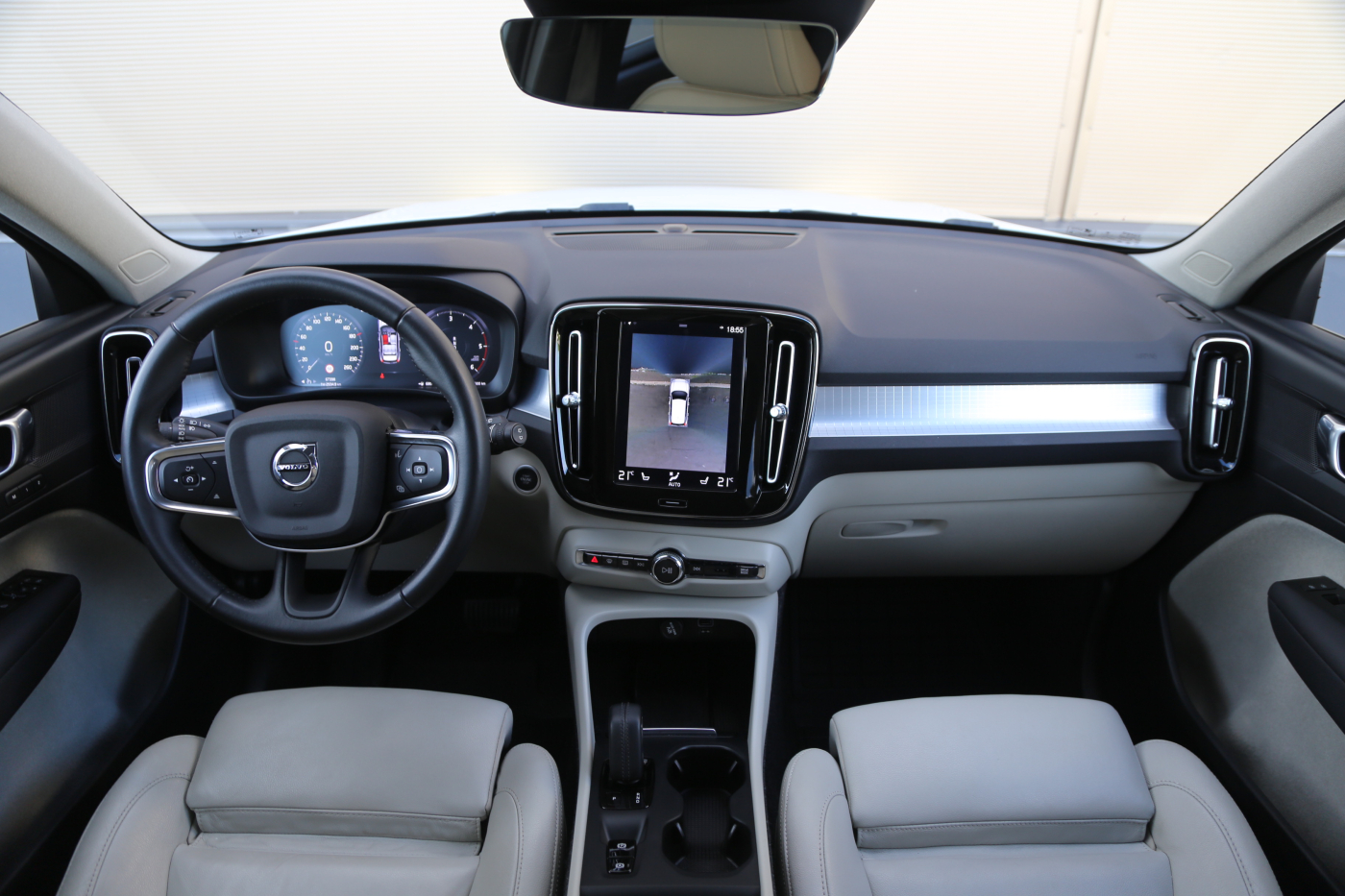 Volvo XC40