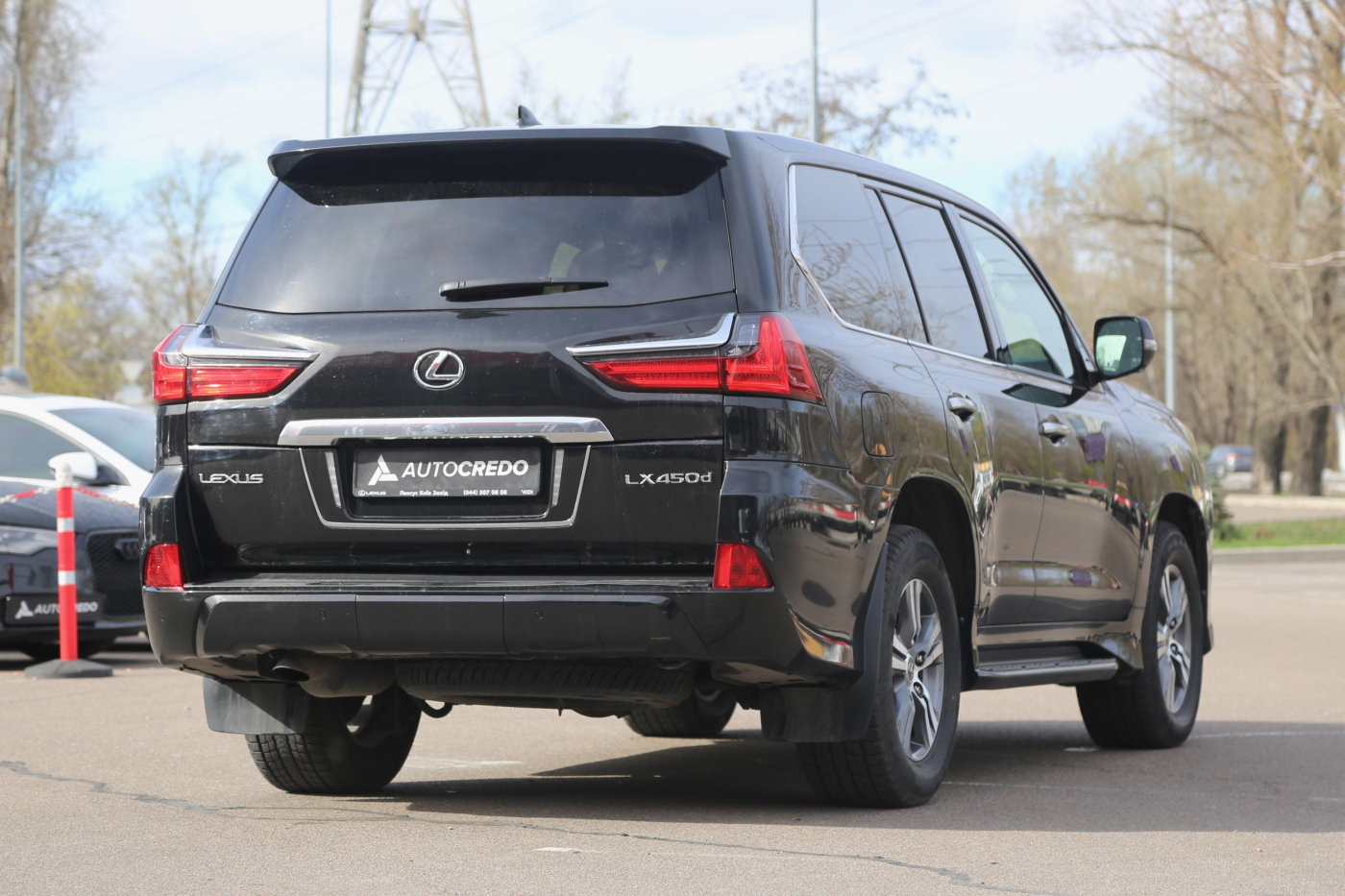 Lexus LX