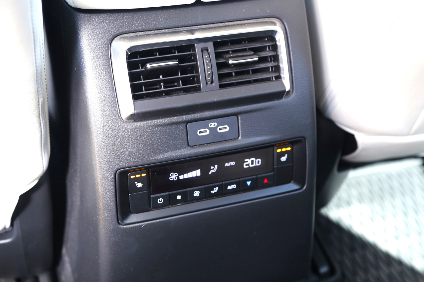 Mazda CX-90