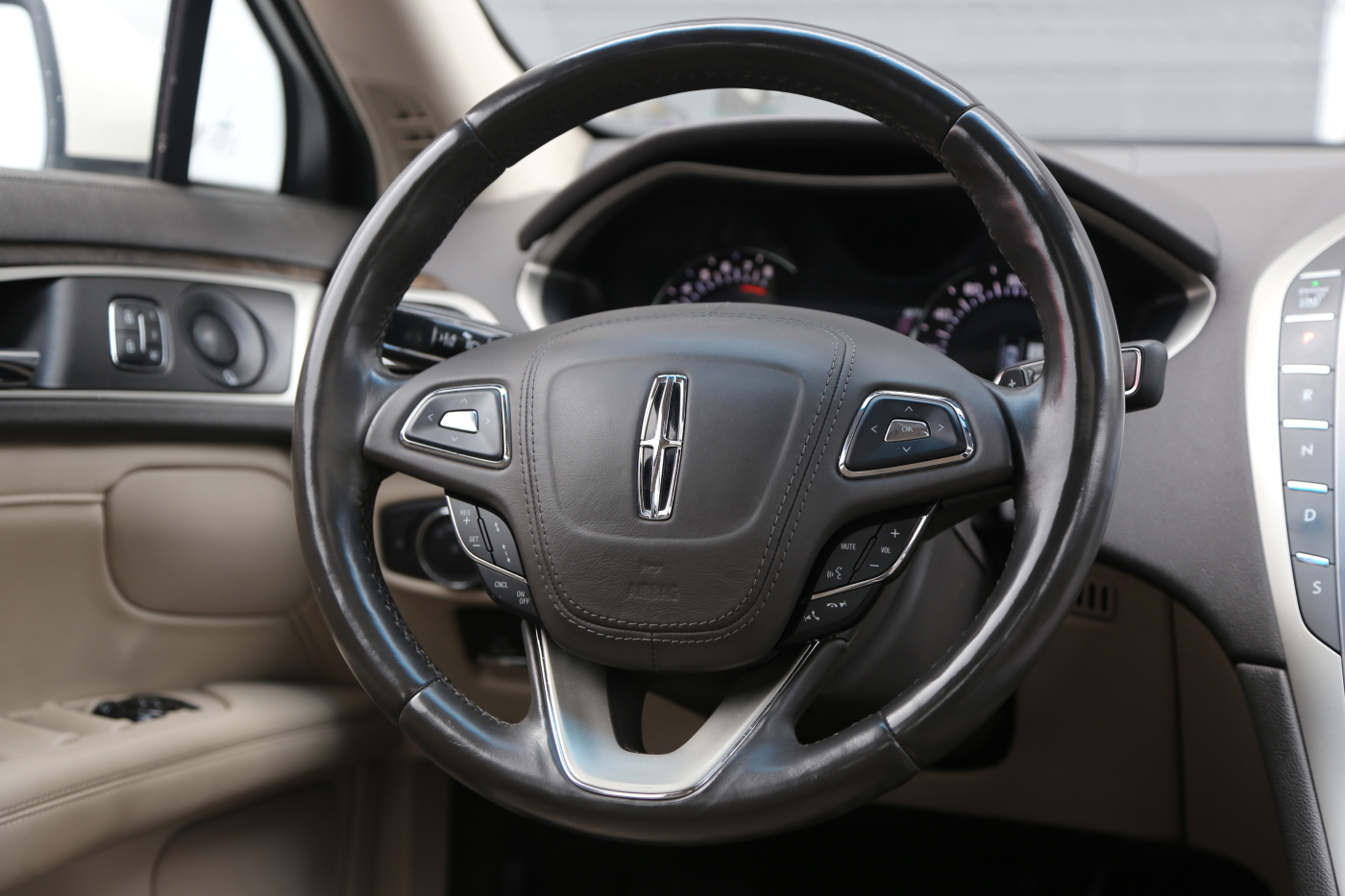 Lincoln MKZ