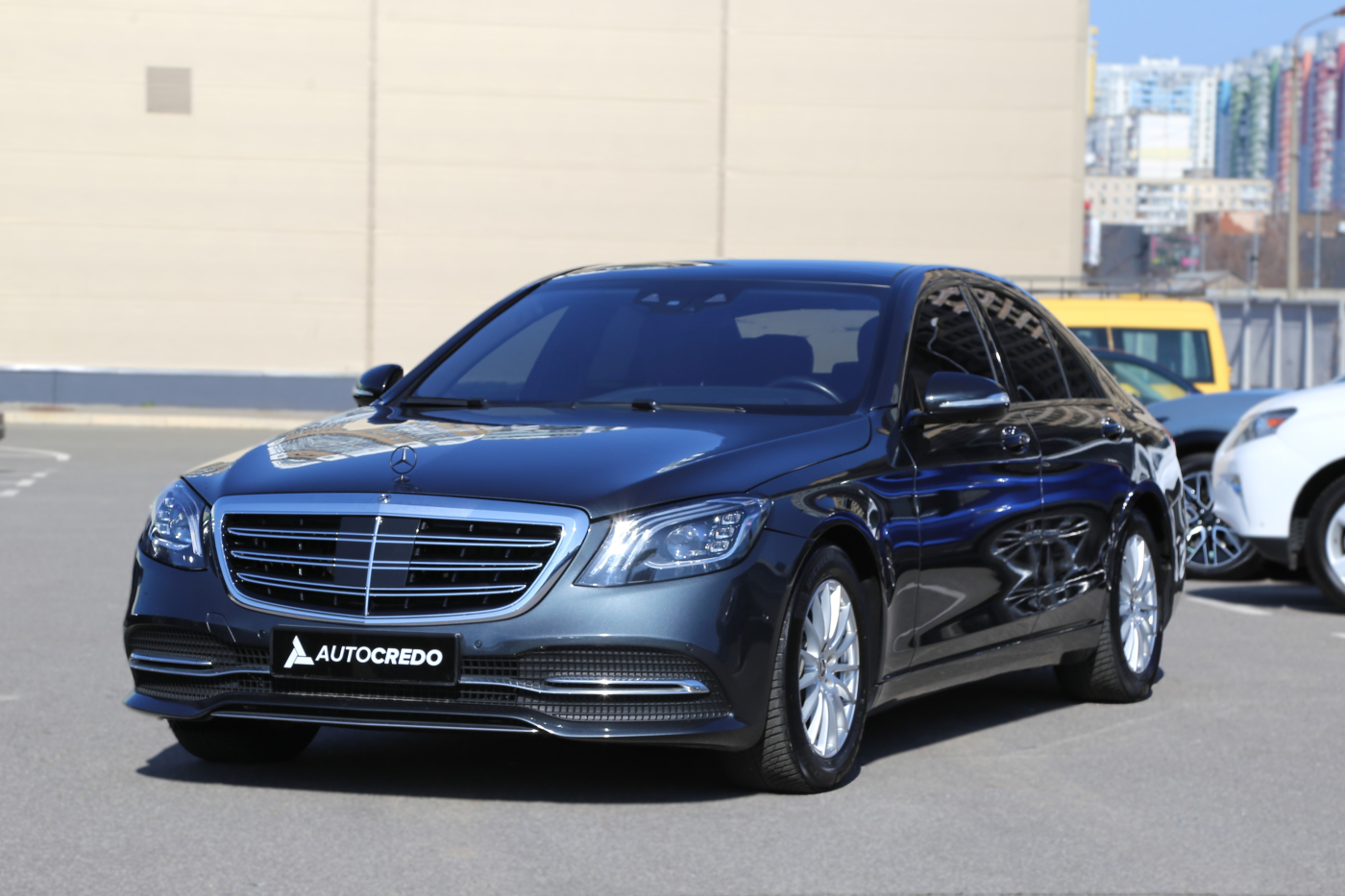 Mercedes-Benz S-Class