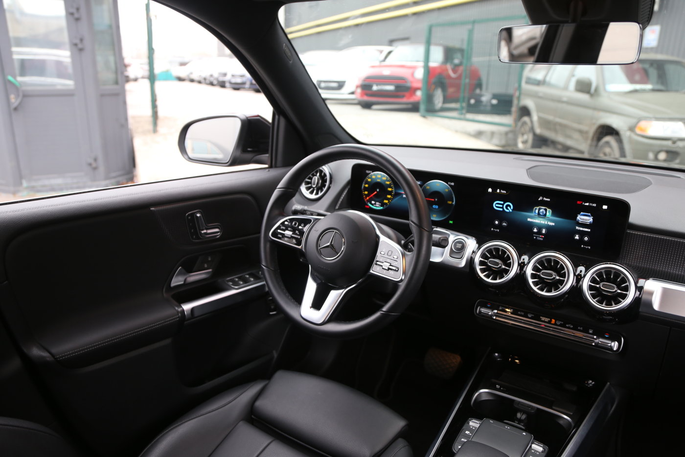Mercedes-Benz EQB