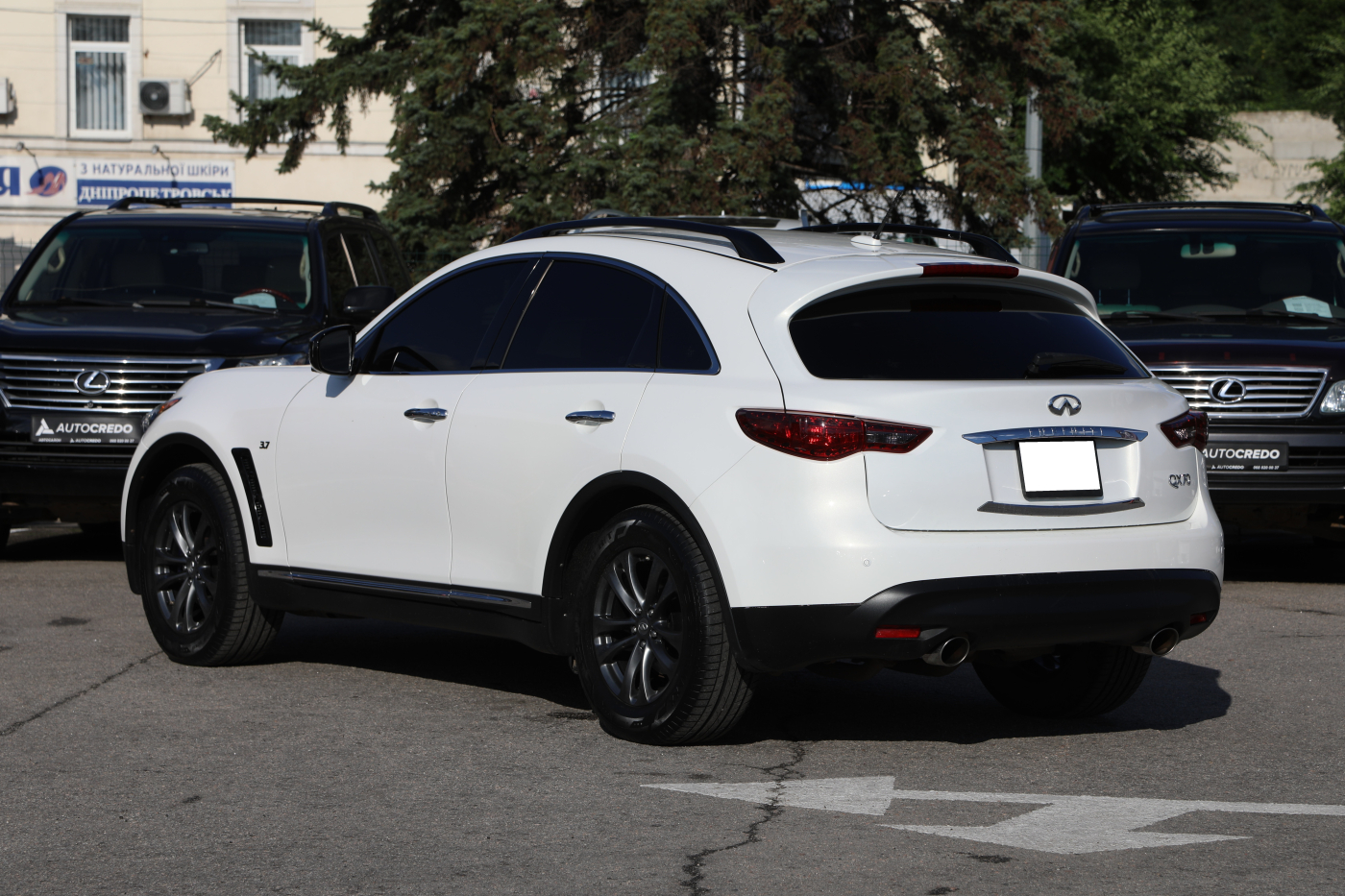 Infiniti QX70