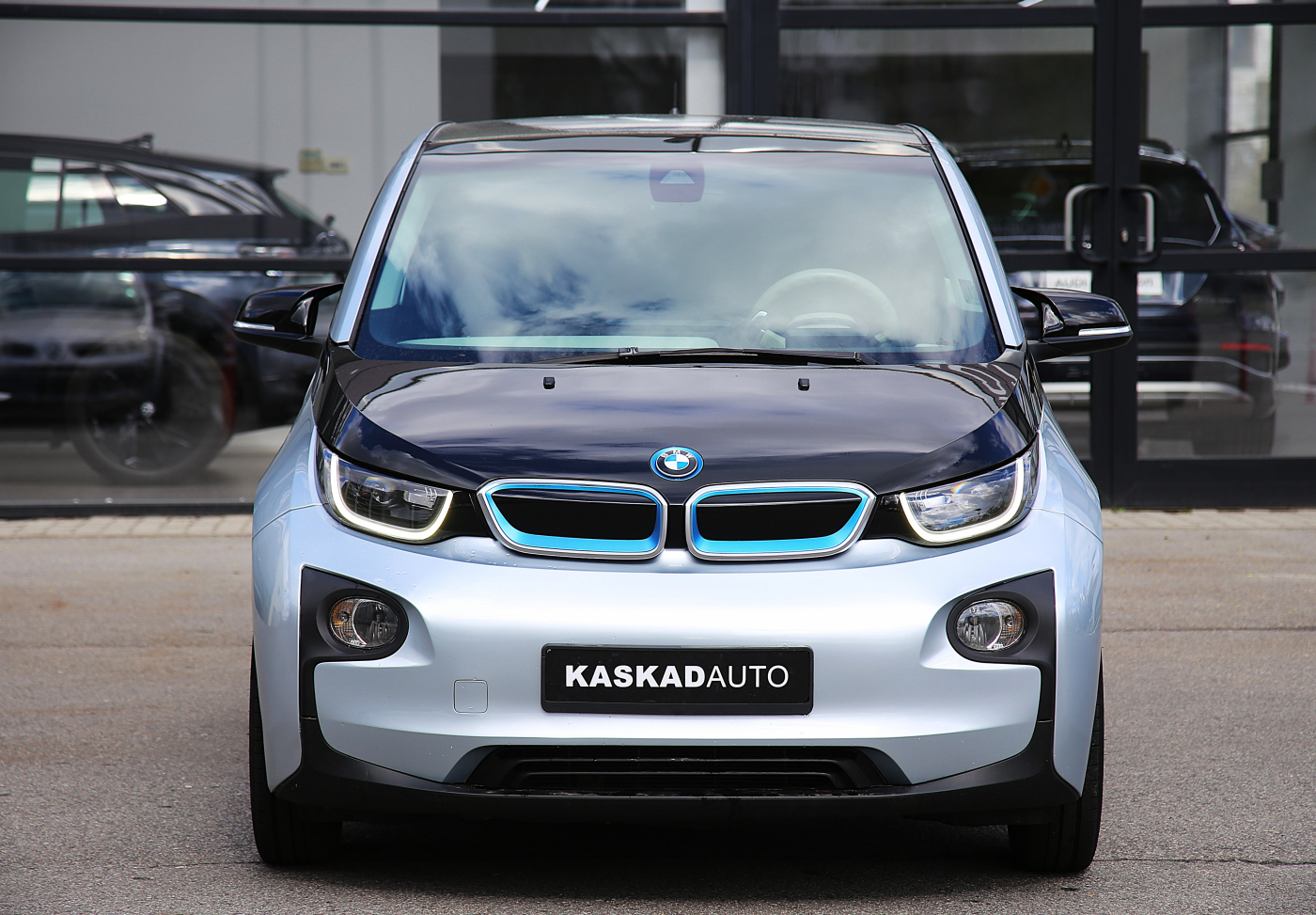 BMW I3