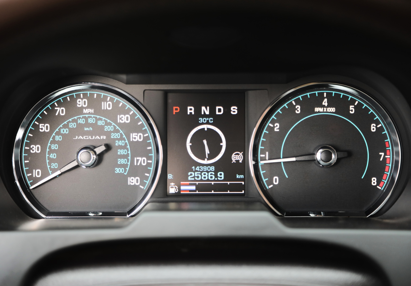 Jaguar XF