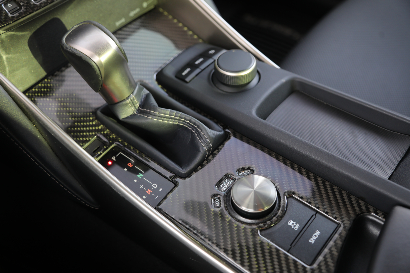 Lexus IS