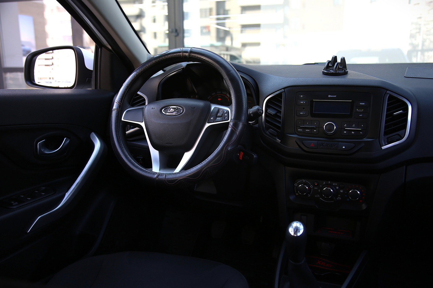ВАЗ Lada XRAY