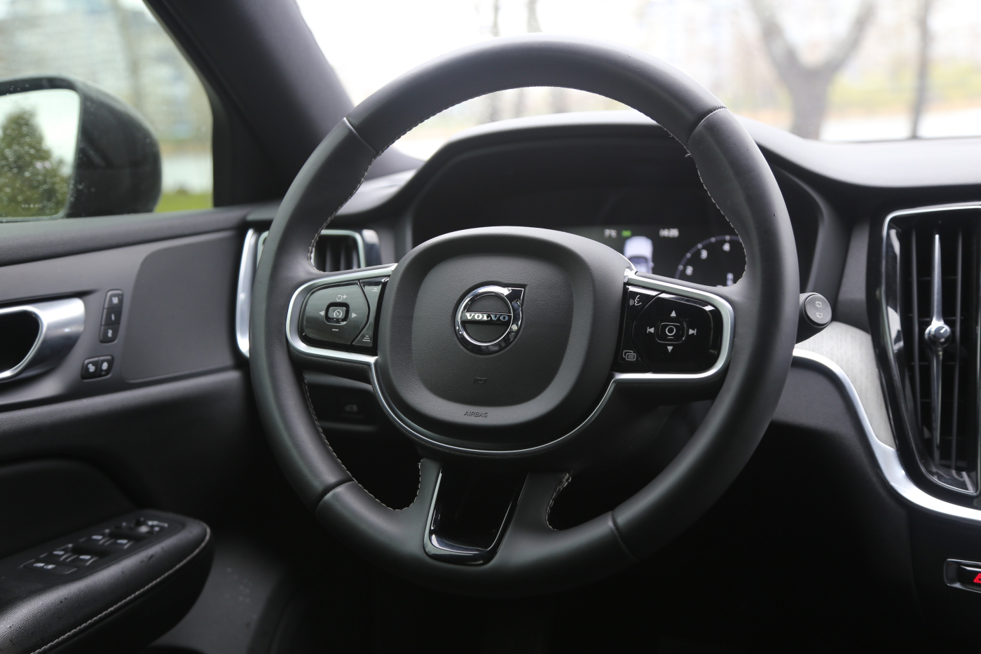 Volvo V60 Cross Country