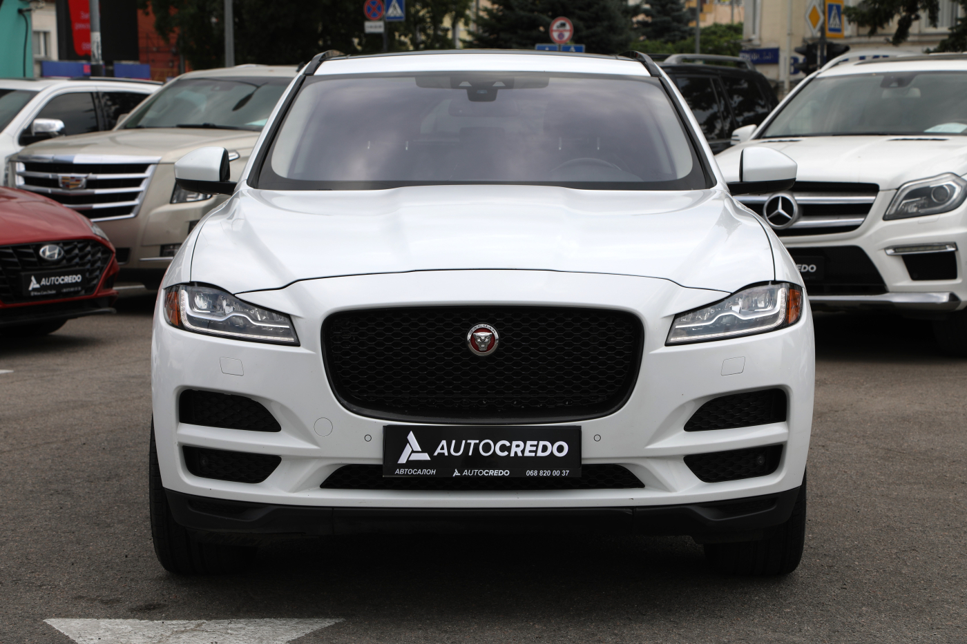 Jaguar F-Pace