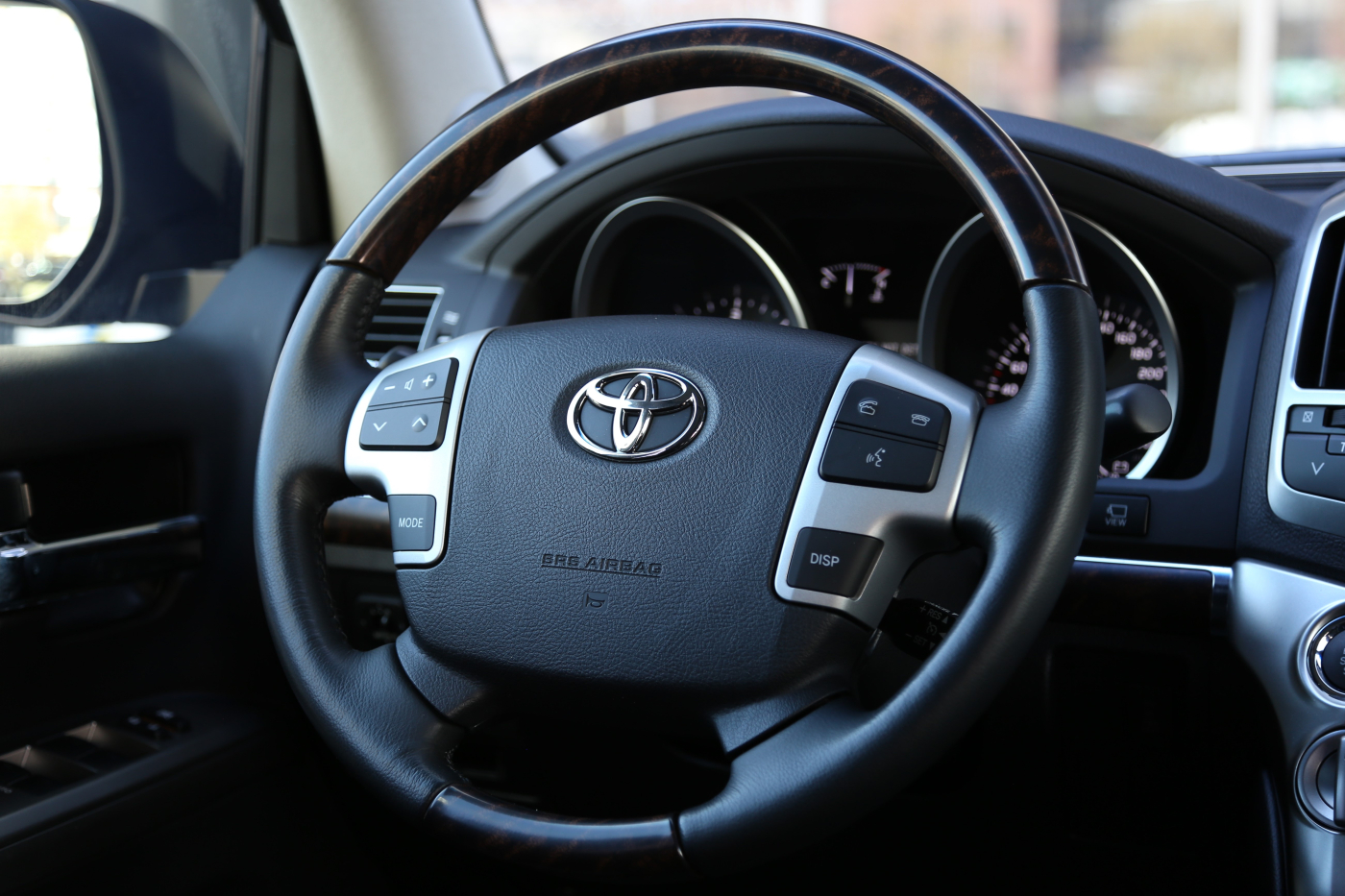 Toyota Land Cruiser (все)