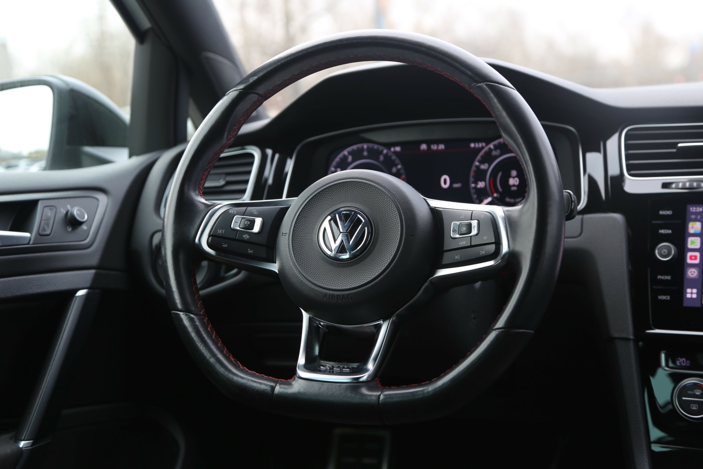 Volkswagen Golf GTI