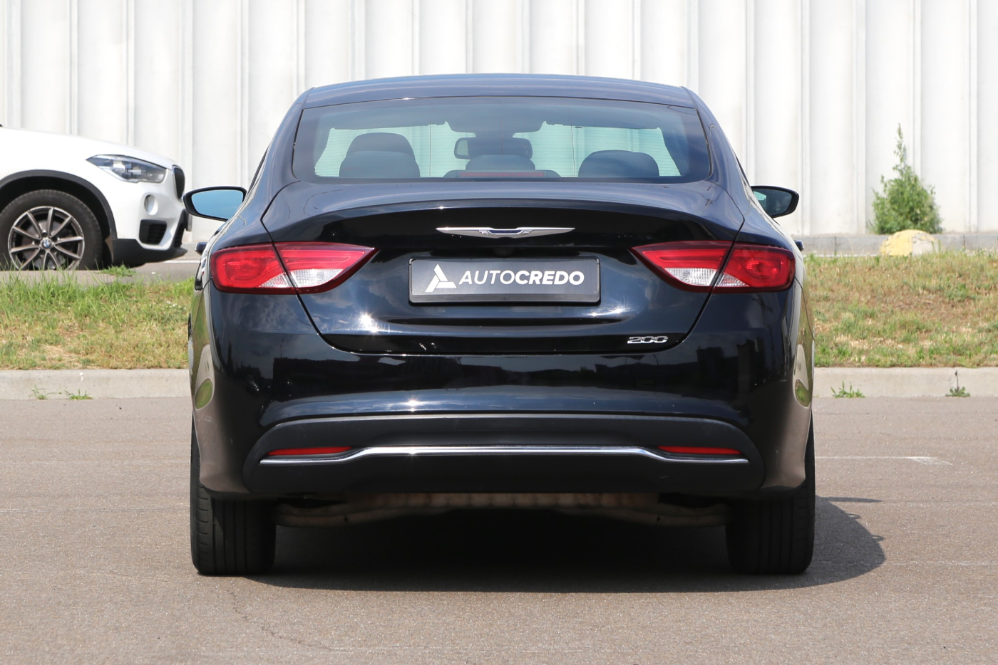 Chrysler 200
