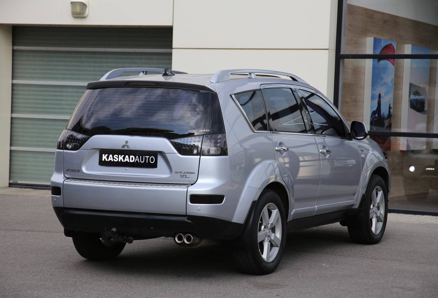 Mitsubishi Outlander XL
