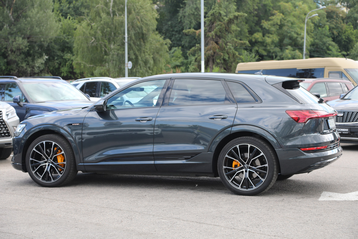 Audi e-tron